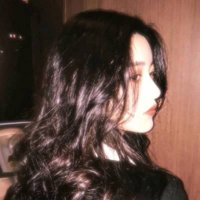 最美女生头像可爱(26张)