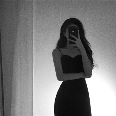 惊艳到爆的女生头像(精选28张)