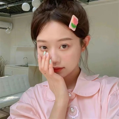 温柔干净且惊艳的头像女真人(28张)