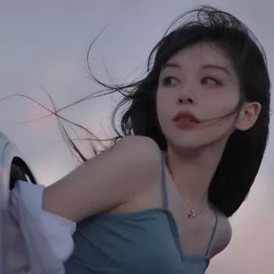 超级惊艳的女生头像(精选18张)