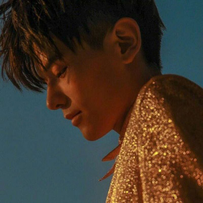 世界上最霸气的头像男生超拽(16张)