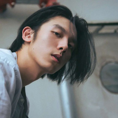 世界上最霸气的头像男生超拽(16张)