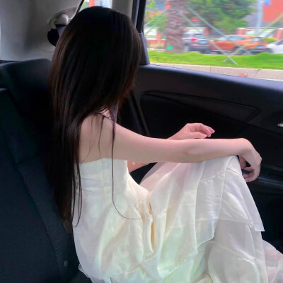 女人最适合的抖音头像背影(精选18张)