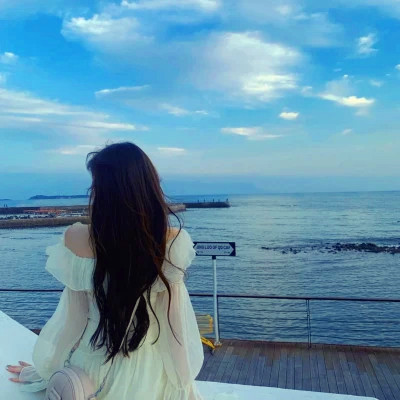 女人最适合的抖音头像背影(精选18张)