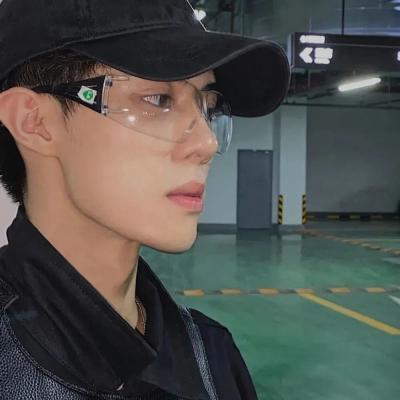 抖音图片最火头像男生霸气(26张)