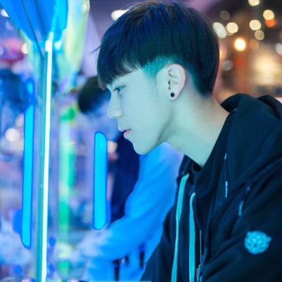 抖音图片最火头像男生霸气(26张)