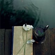 成熟积极向上头像男简约(18张)