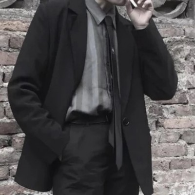 成熟积极向上头像男简约(18张)