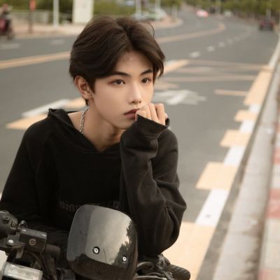 男生微信头像2023年最新版图片(32张)