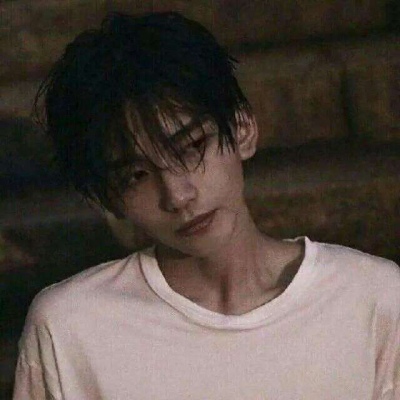 年轻人微信头像图片男士(精选28张)