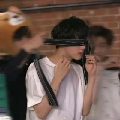 年轻人微信头像图片男士(精选28张)