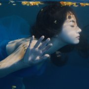 清新蓝色森系女生头像(精选16张)