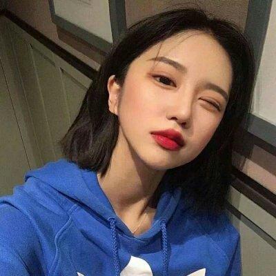 清新蓝色森系女生头像(精选16张)