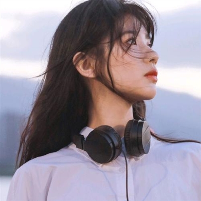 2023最火头像少女图(精选16张)