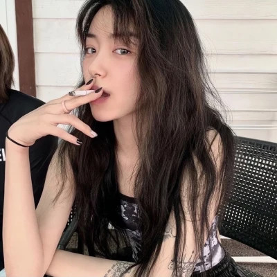 2023最火头像少女图(精选16张)