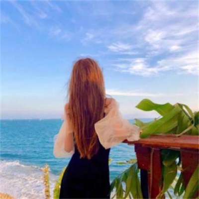 好看的微信头像背影女(14张)