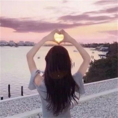 好看的微信头像背影女(14张)