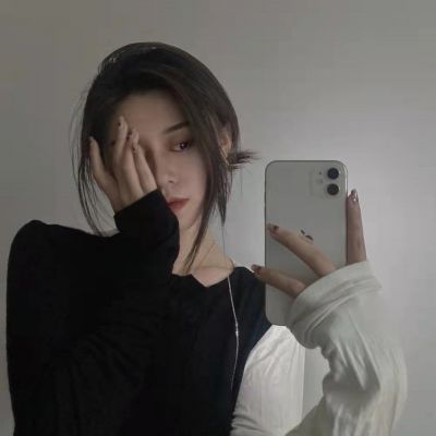 最好看的女头像伤感(16张)