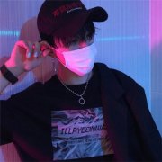 80后成熟稳重的微信头像(16张)