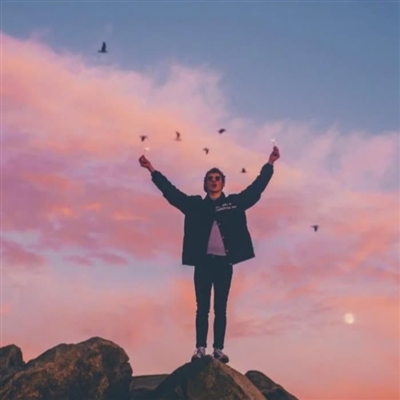 朝气蓬勃积极向上的微信头像(24张)