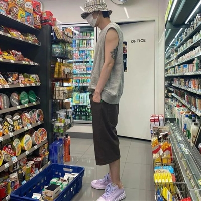 适合年轻人的微信头像男生(24张)