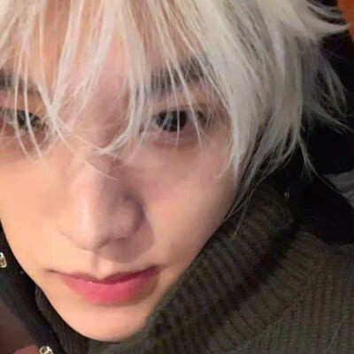 2023最帅卡通男头像(30张)