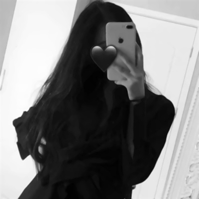 2023最火爆手机控女头像(精选24张)