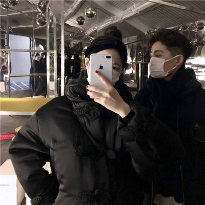 2023最火爆手机控女头像(精选24张)