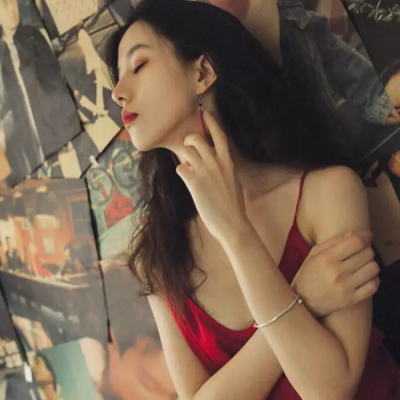 2023年最火的美女头像(精选24张)