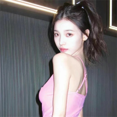 2023女微信最火头像(精选22张)