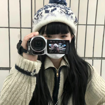 2023女微信最火头像(精选22张)