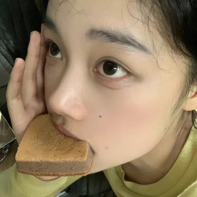 2023女微信最火头像(精选22张)