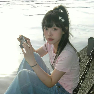 2023女微信最火头像(精选22张)