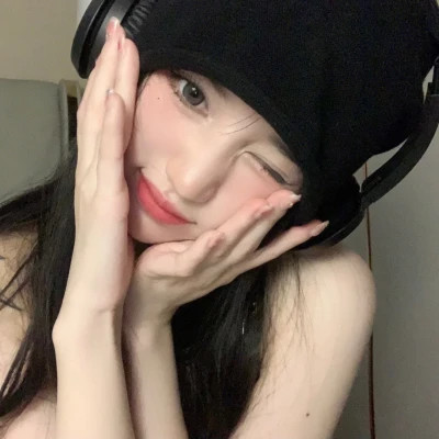 女生2023年最帅的头像(精选24张)