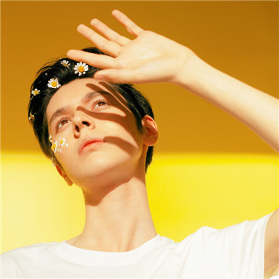 2023年最火的男生头像(精选20张)