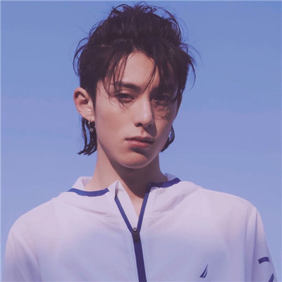 2023年最火的男生头像(精选20张)