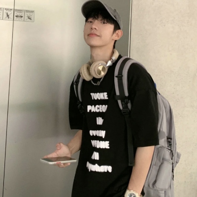 2023最火抖音男生头像(精选16张)