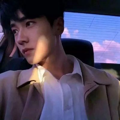 2023最火痞帅男头像(精选24张)