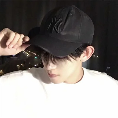 2023男最火微信头像(22张)