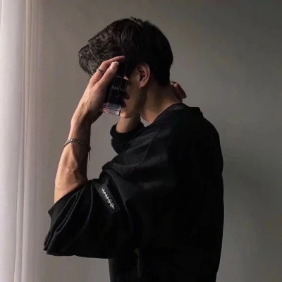 2023年最火的男人微信头像(24张)