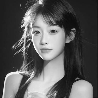 2023最火爆的黑白头像(24张)