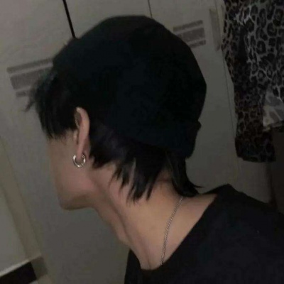 2023最流行洋气男生头像(22张)