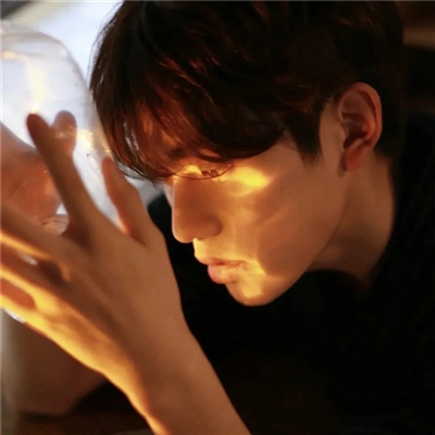 2023年最火男微信头像(26张)