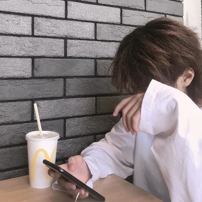 2023最火的男人头像(24张)