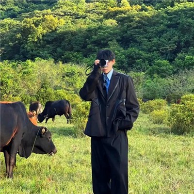 2023最火的男人头像(24张)