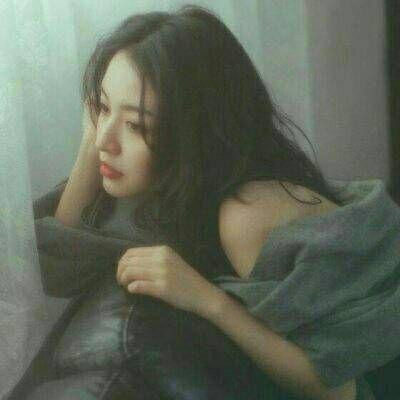 2023最火真人女生头像(24张)