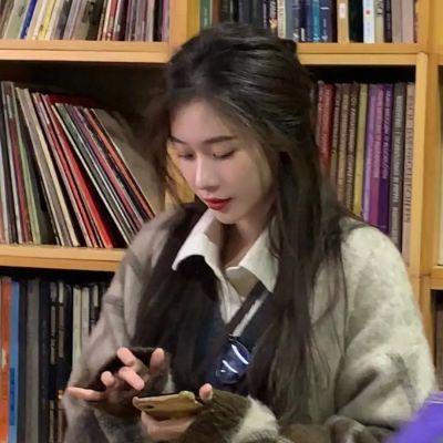 2023女生最火微信头像(24张)