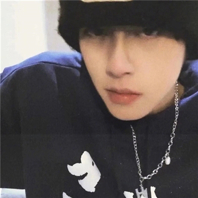 2023最火男生微信头像(22张)