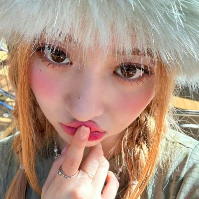 2023最火女神微信头像(精选24张)