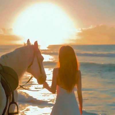 2023最火女生背影头像(28张)